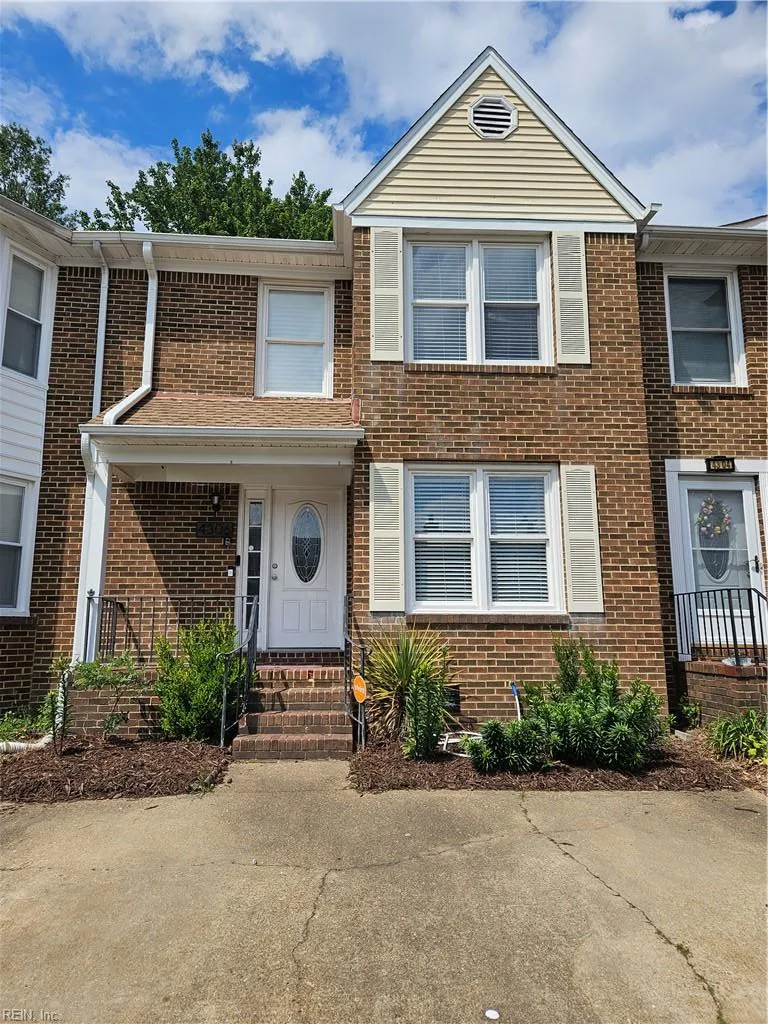 4306 Thomas LN, CHESAPEAKE VA 23321