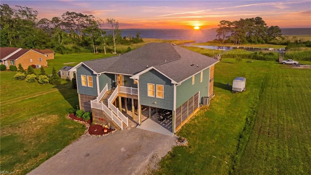 105 Knotts Landing Ln, Knotts Island — photo