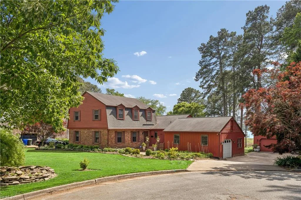 635 HAYSTACK LANDING RD, NEWPORTNEWS VA 23602