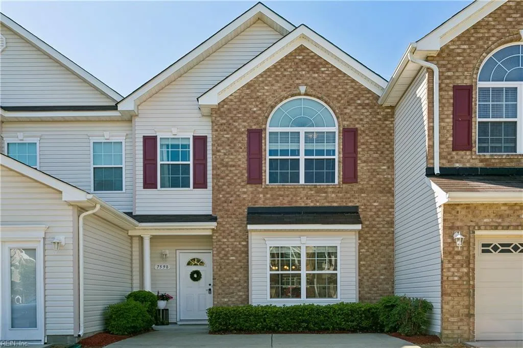 7598 Villa Ct, Gloucester Point — photo