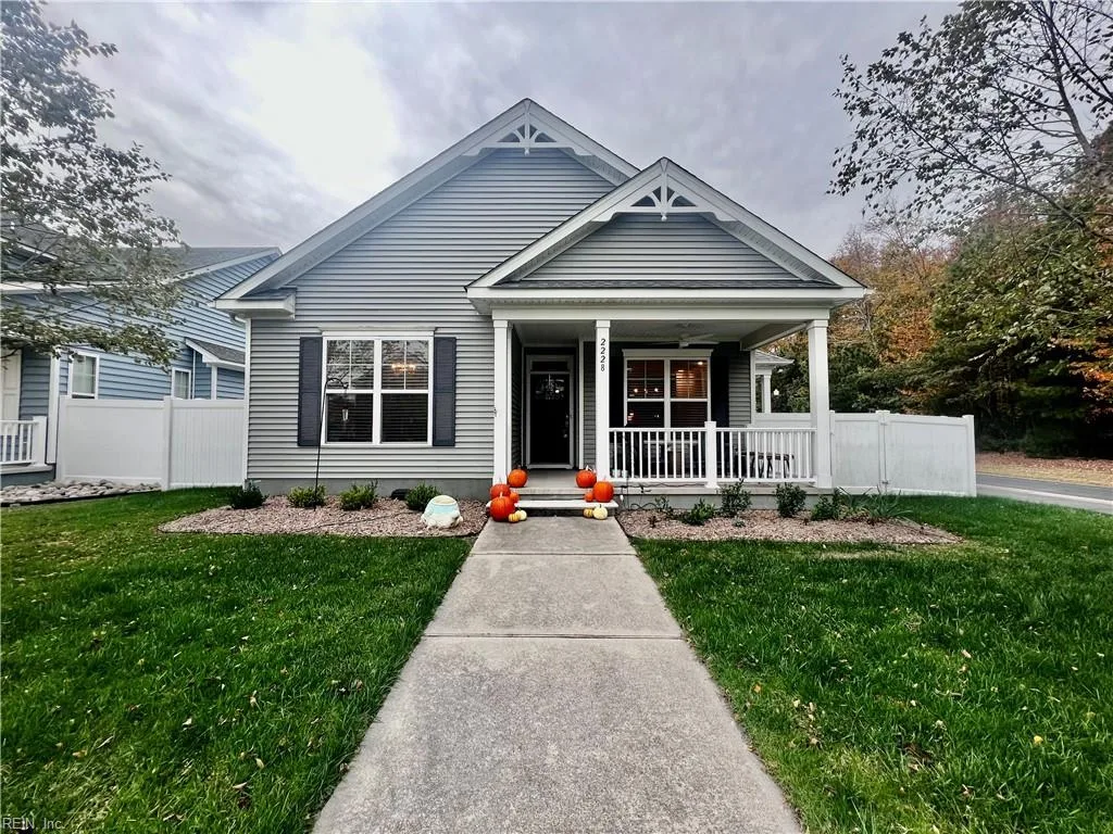 2228 Martlet LN, VIRGINIABEACH VA 23456