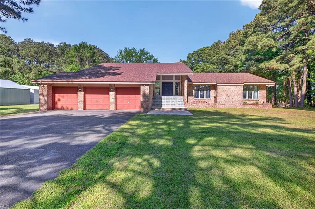 6489 Knotts Island RD, VIRGINIABEACH VA 23457