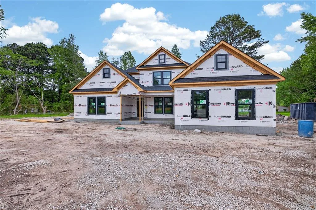 2209 Centerville TPKE S, CHESAPEAKE VA 23322