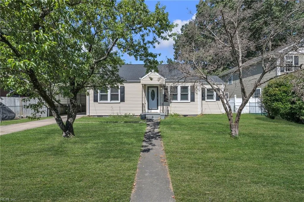 3221 Hyde CIR, NORFOLK VA 23513