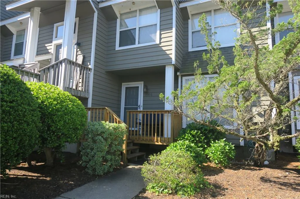 2905 Seashore PT, VIRGINIABEACH VA 23454