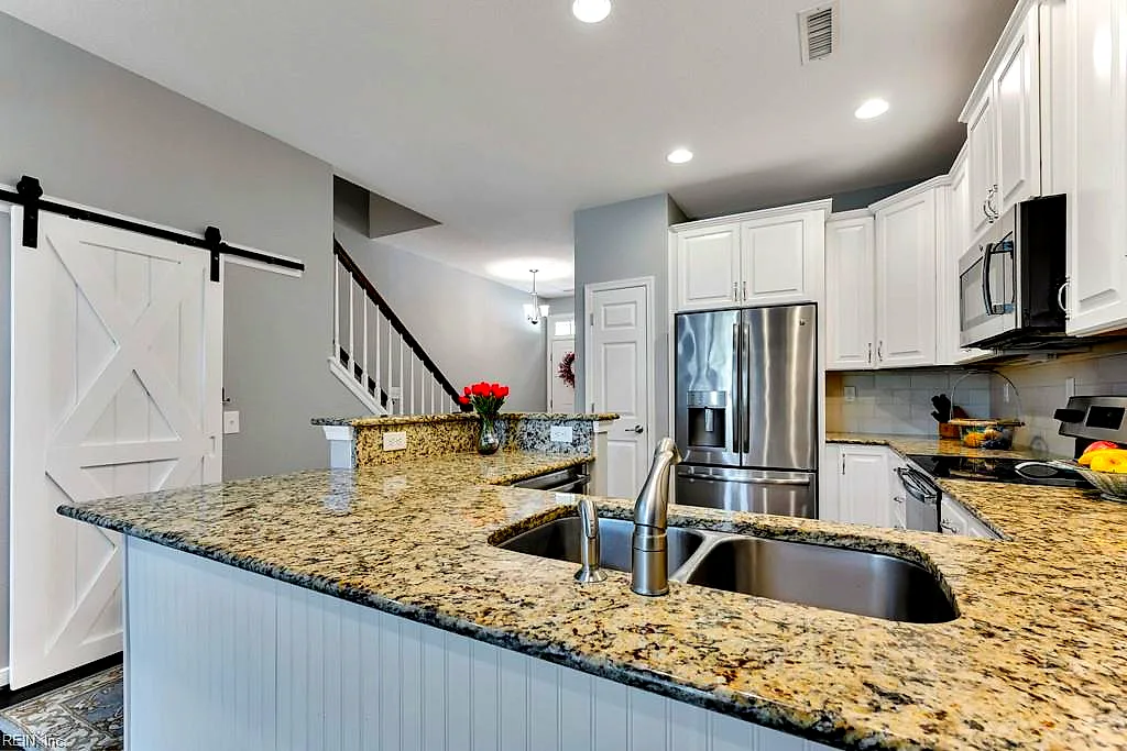 1525 Scoonie Pointe Dr, Chesapeake — photo