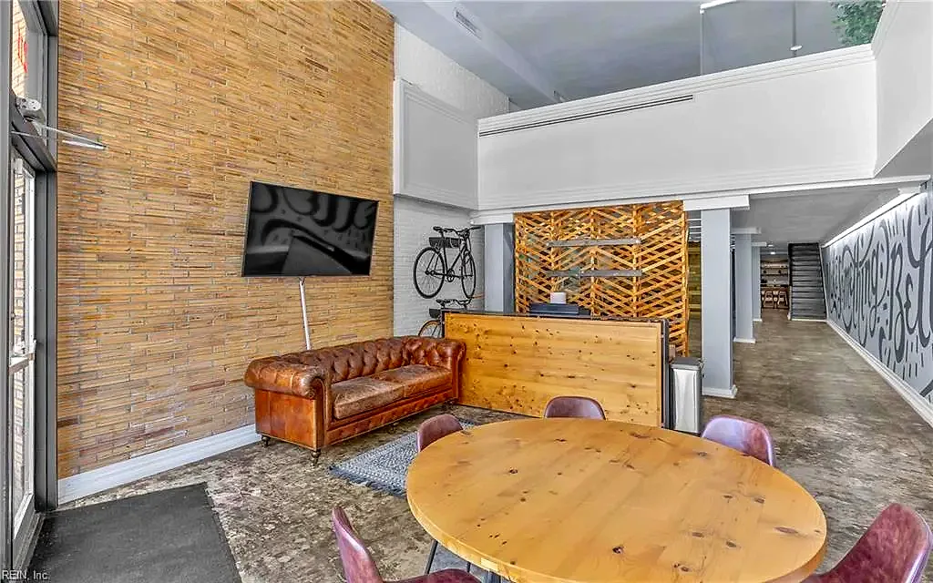 211 W Freemason St, Norfolk — photo