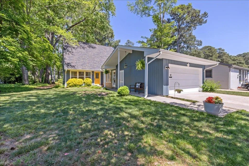 14 Huguenot RD, NEWPORTNEWS VA 23606