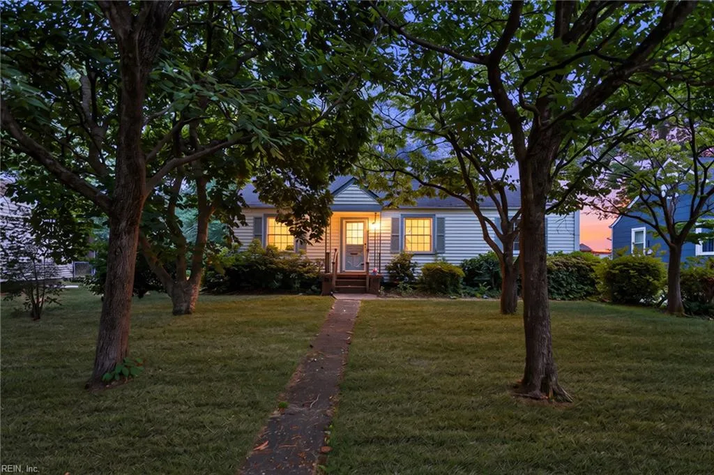 607 Fairview LN, PORTSMOUTH VA 23702