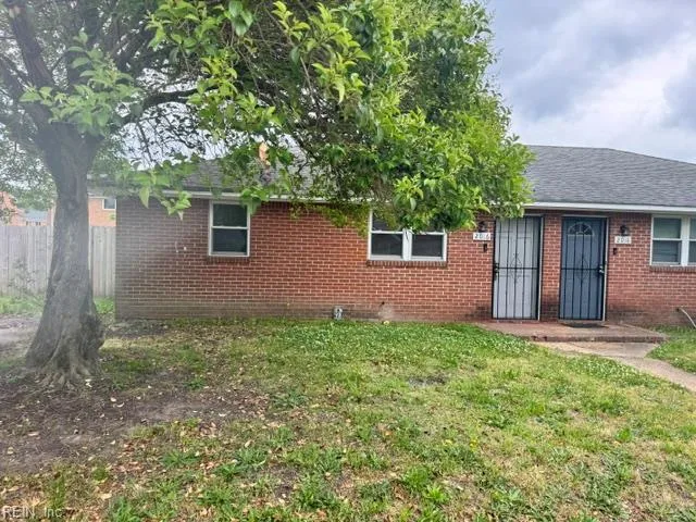 2016 Pond LN, CHESAPEAKE VA 23324