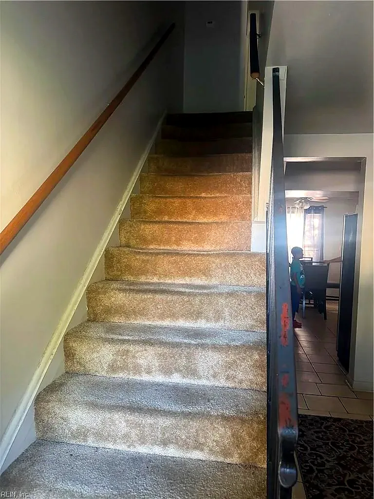 1651 Darren Cir, Portsmouth — photo