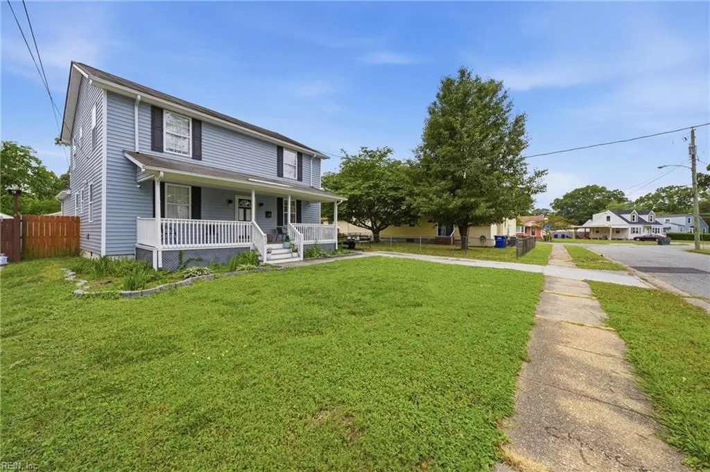 821 Alma DR, NORFOLK VA 23518
