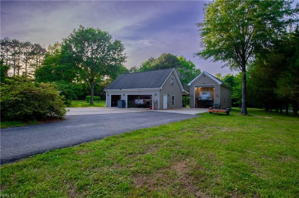 1904 Ballahack Rd, Chesapeake — photo