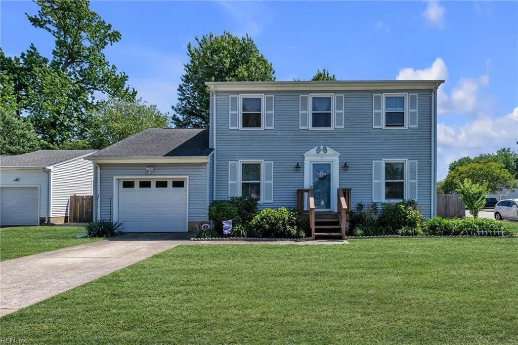 2 Woody CIR, HAMPTON VA 23669