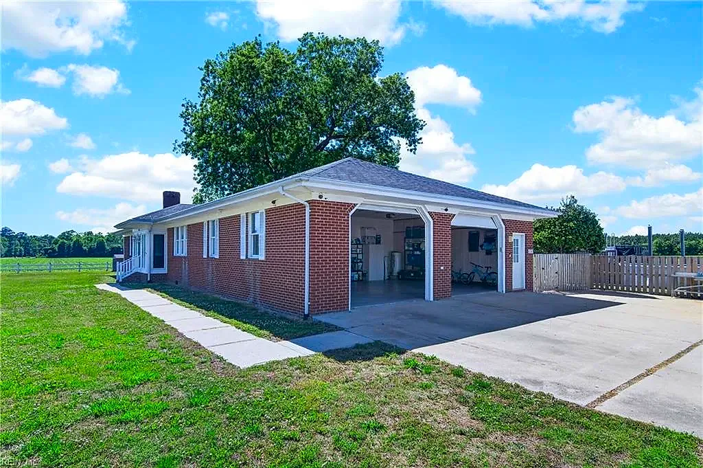 25452 Walters Hwy, Windsor — photo