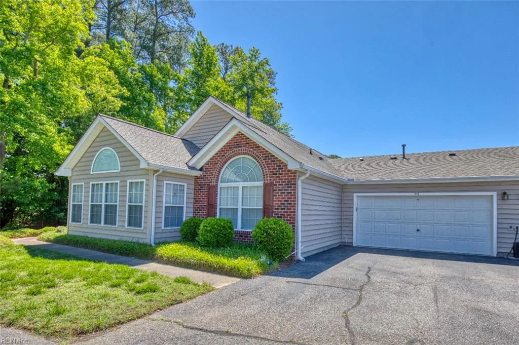 510 Tabb Smith TRL, YORKTOWN VA 23693