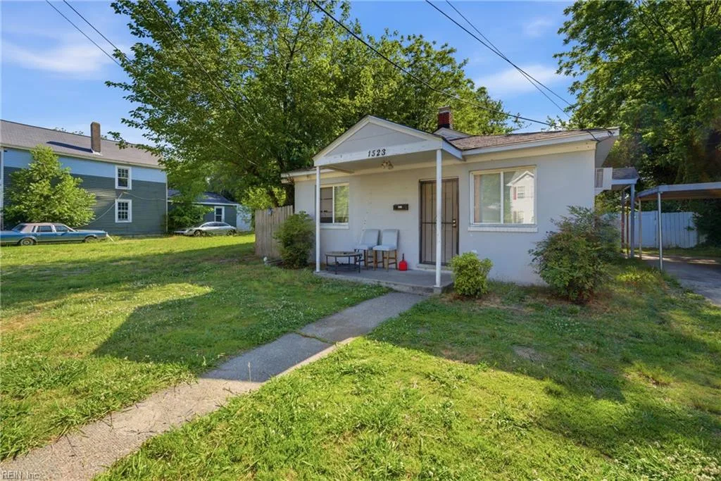 1525 Des Moines Ave, Portsmouth — photo