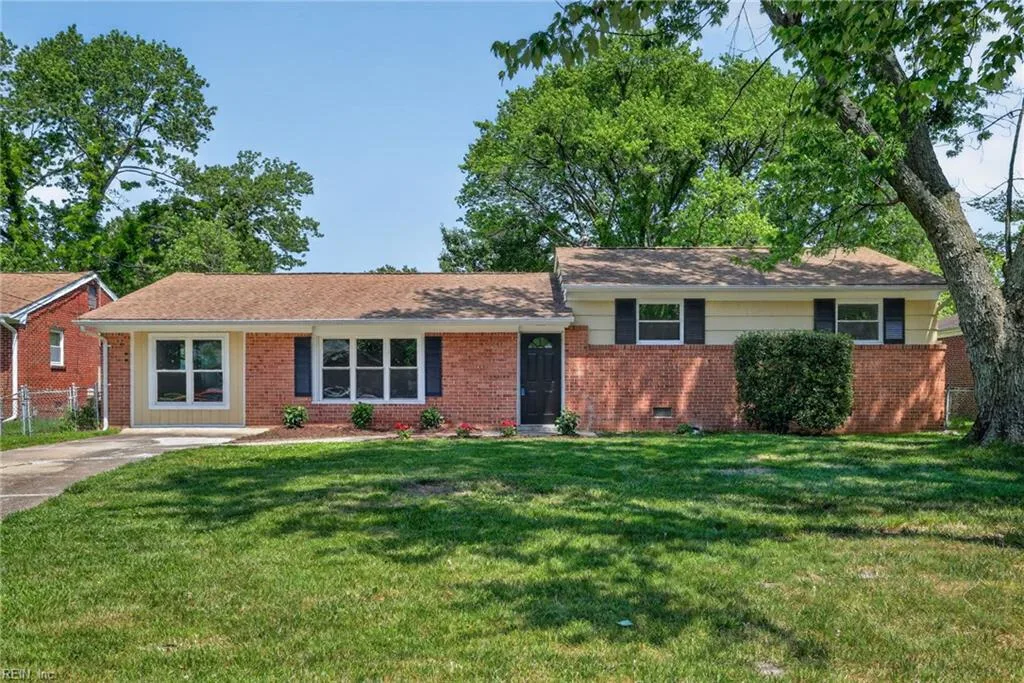 514 Brentwood DR, NEWPORTNEWS VA 23601
