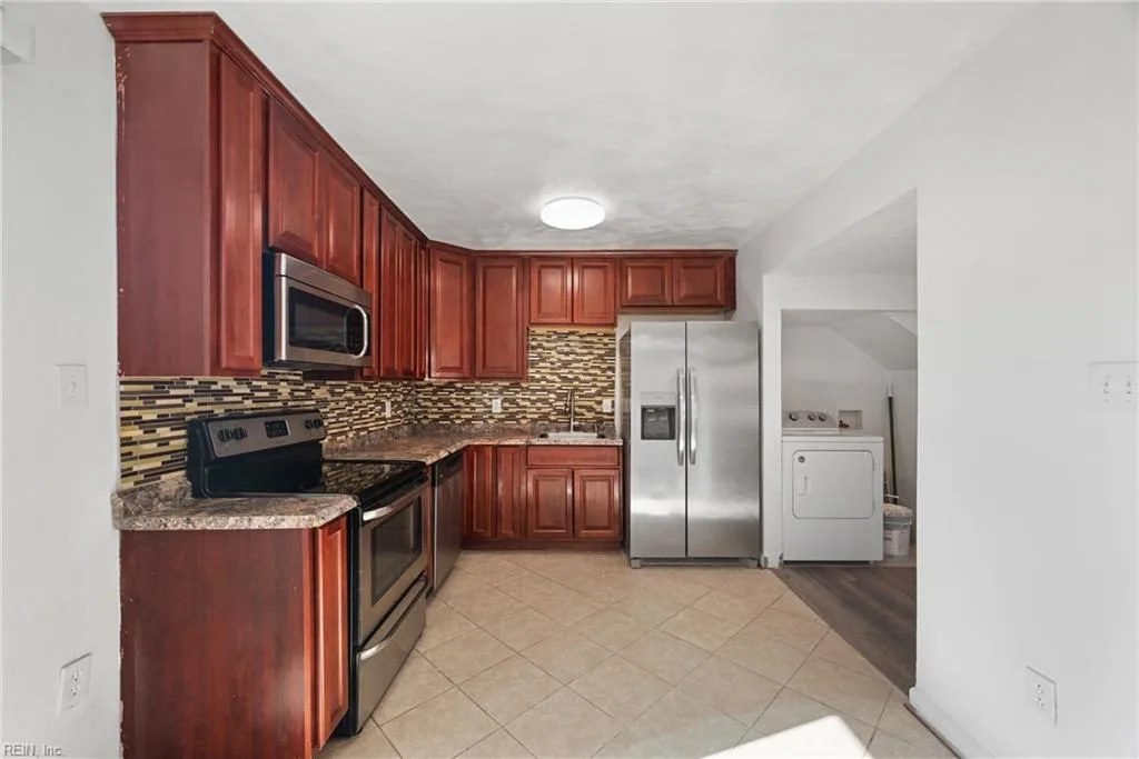 5831 E Hastings ARCH, VIRGINIABEACH VA 23462