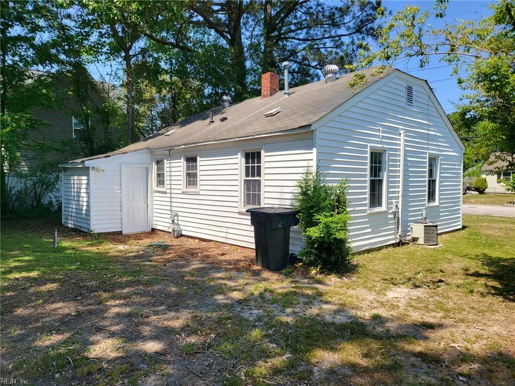 2806 Rosalee Dr, Hampton — photo