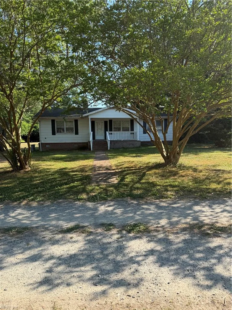 6748 Calhoun St, Gloucester — photo