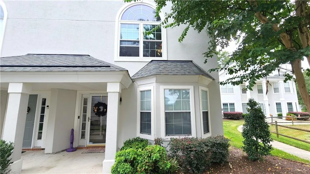 457 Seahorse RN, CHESAPEAKE VA 23320