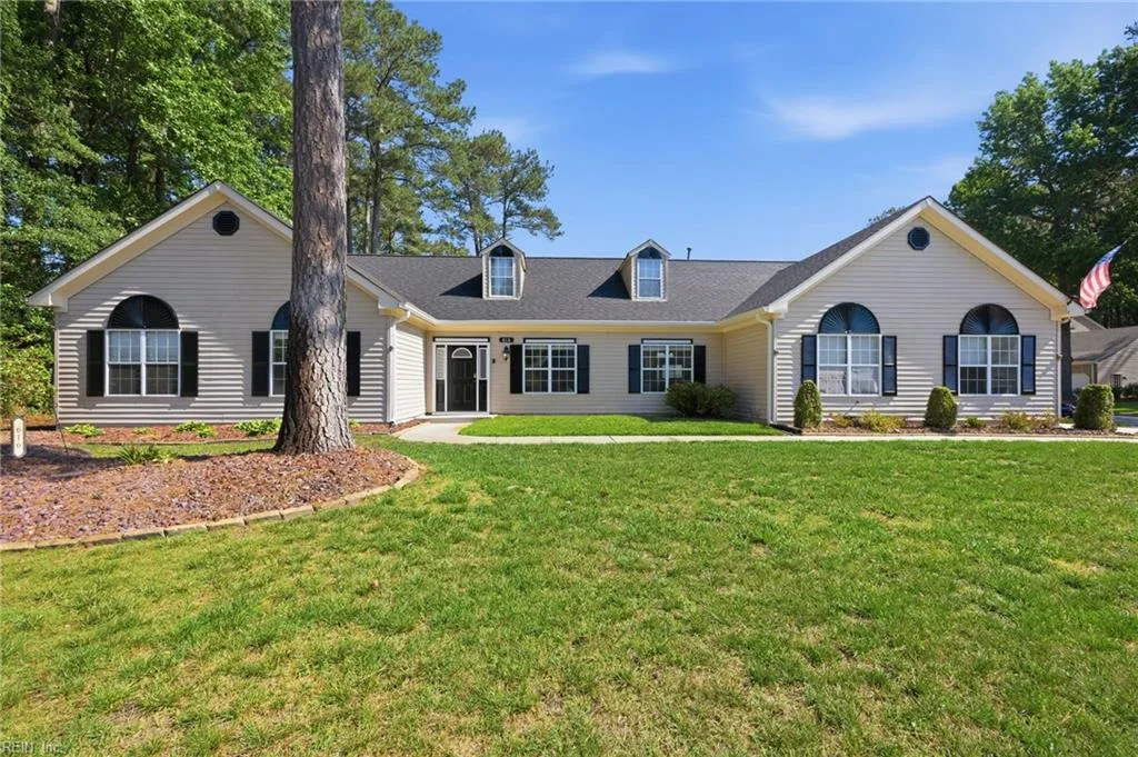 616 Country Club BLVD, CHESAPEAKE VA 23322