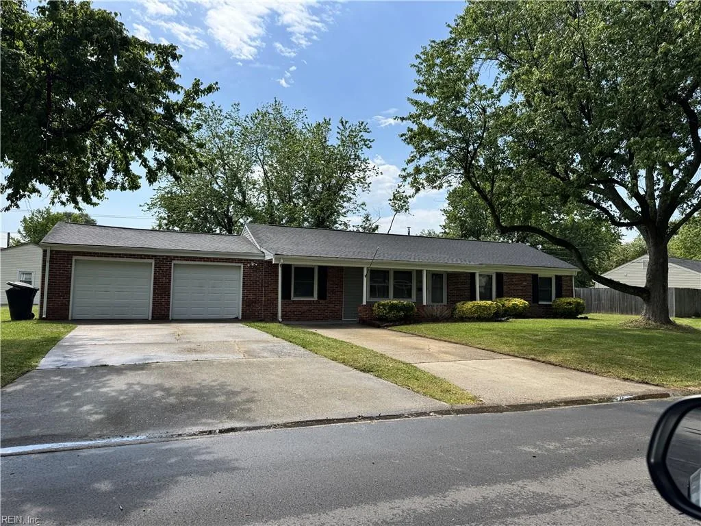 4869 Klamath RD, VIRGINIABEACH VA 23462