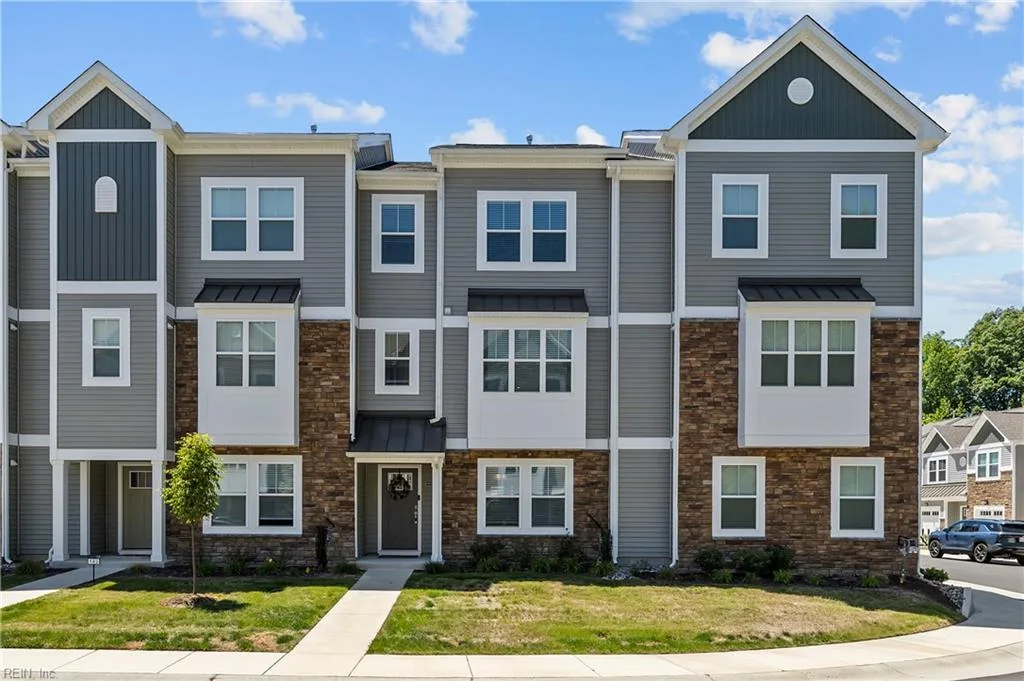 2022 Laycock LN #101, SUFFOLK VA 23435