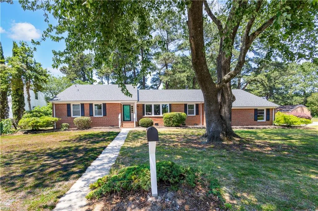 2801 Ashwood DR, CHESAPEAKE VA 23321