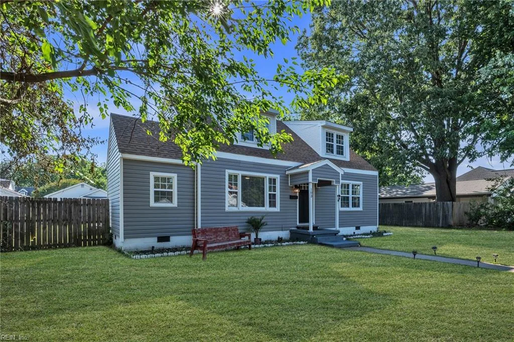 103 Piedmont AVE, HAMPTON VA 23661