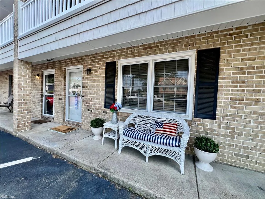 598 Pinewood DR #105, VIRGINIABEACH VA 23451