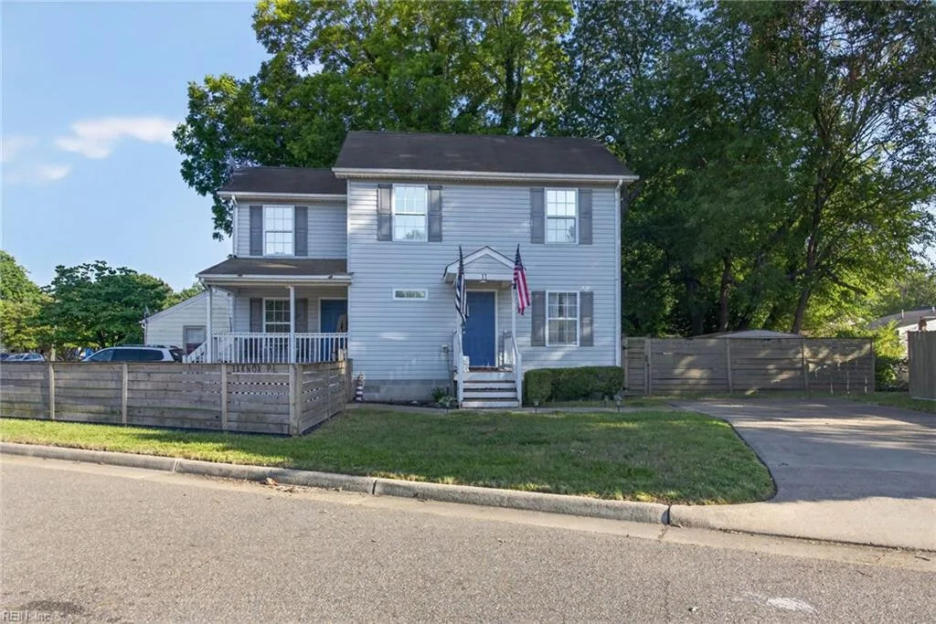 11 Knox PL, HAMPTON VA 23669