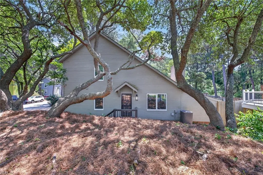 2101 Woodlawn AVE, VIRGINIABEACH VA 23455