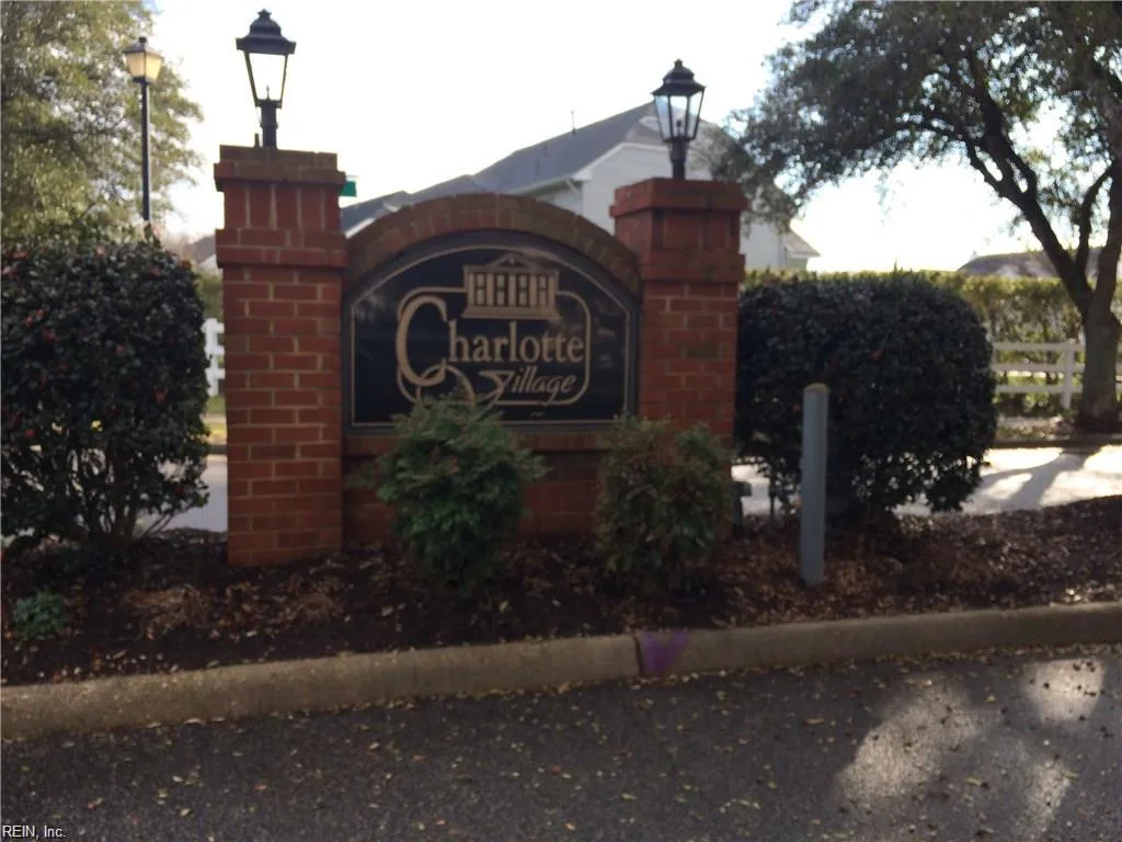 2712 Fayette CT, VIRGINIABEACH VA 23456