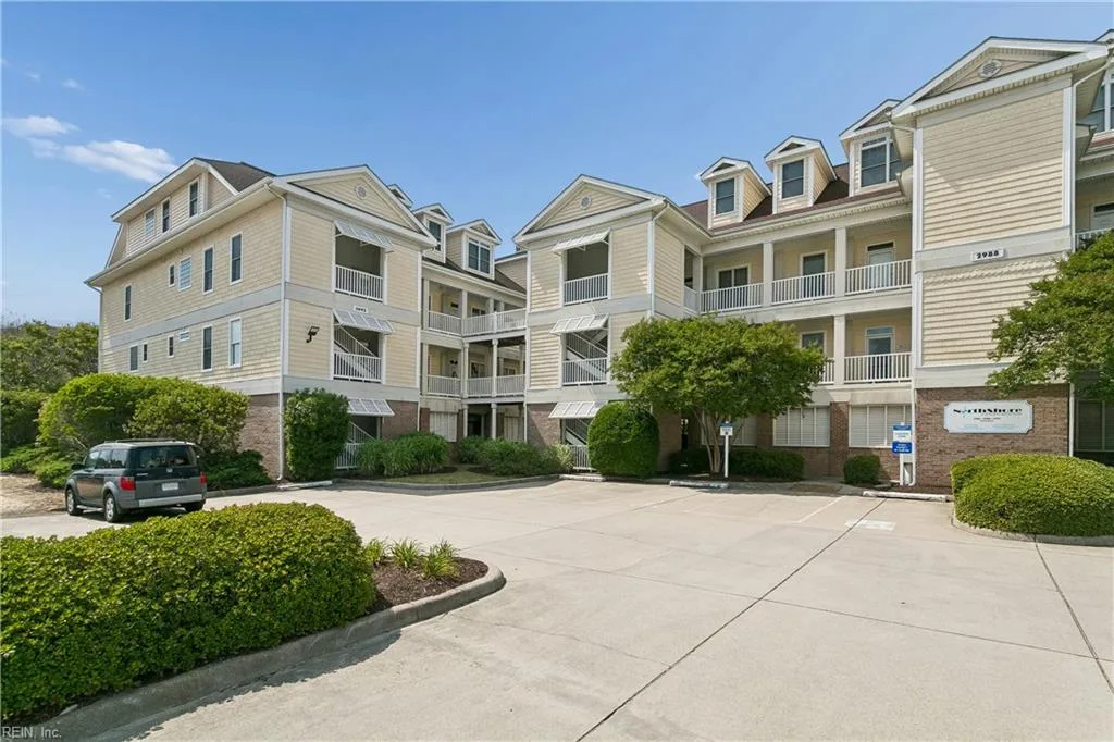 2992 Shore DR #304, VIRGINIABEACH VA 23451