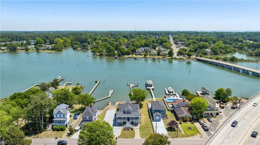 544 River ST, HAMPTON VA 23669