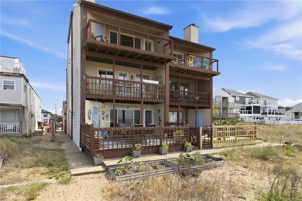 1216 W Ocean View Avenue NONE ##B, NORFOLK VA 23503