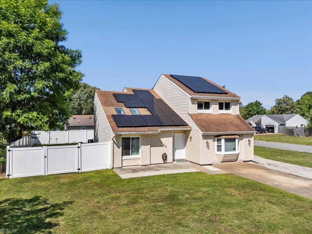 1829 Slalom DR, VIRGINIABEACH VA 23453