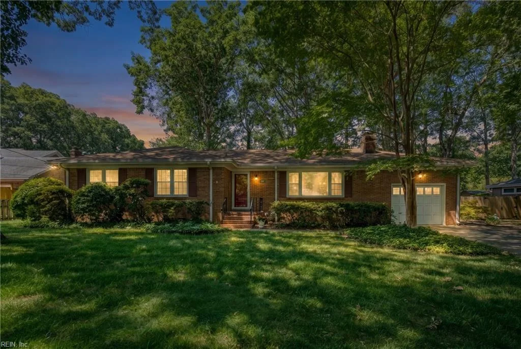 4605 Reynolds DR, VIRGINIABEACH VA 23455
