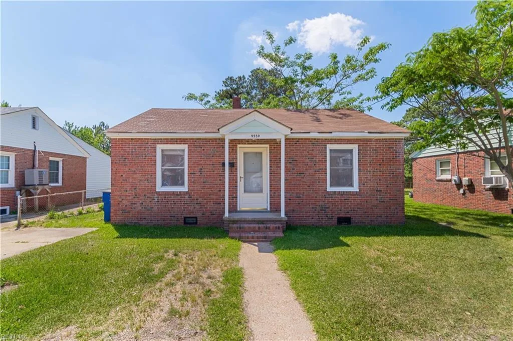 9559 19th Bay ST, NORFOLK VA 23518