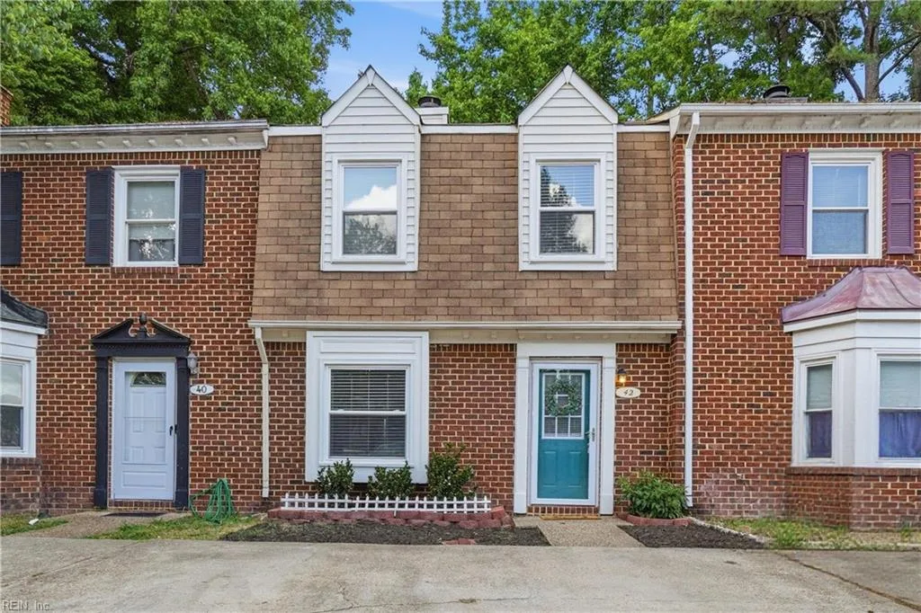 42 King George QUAY, CHESAPEAKE VA 23325
