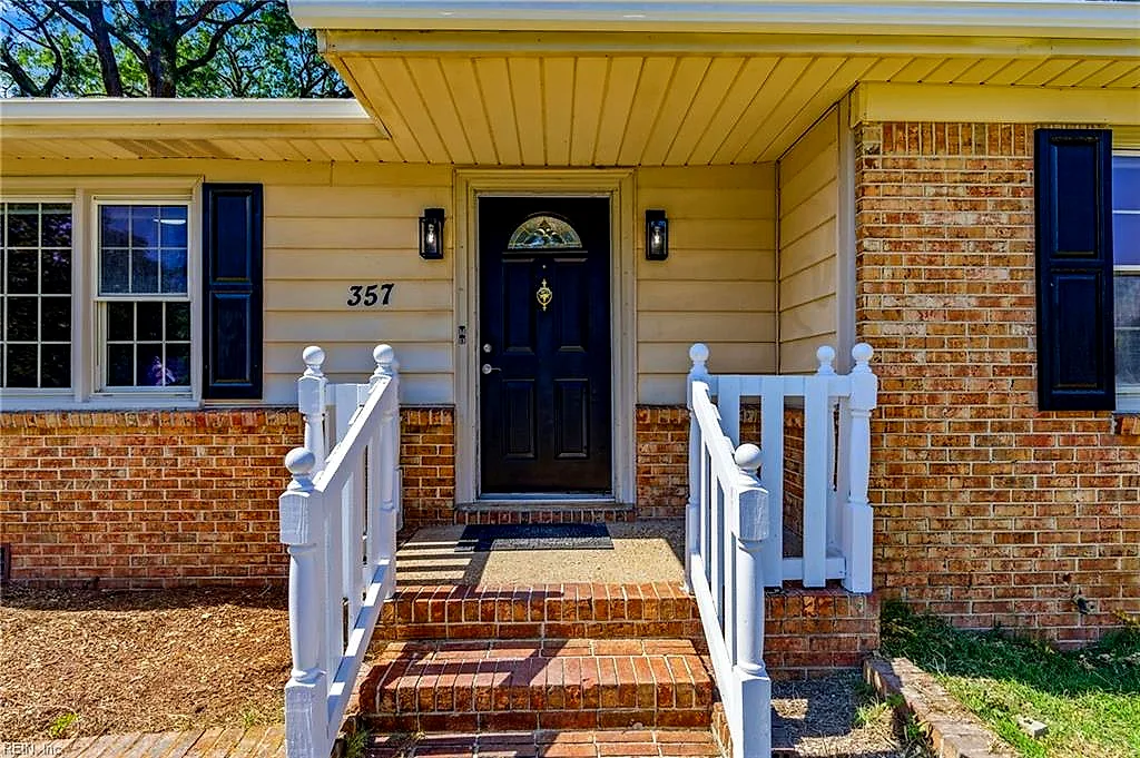 357 Dexter E St, Chesapeake — photo