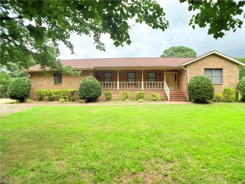 172B Hunts Neck RD, POQUOSON VA 23662