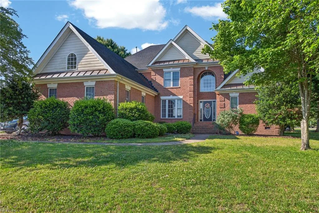 127 Pelican RCH, SUFFOLK VA 23435
