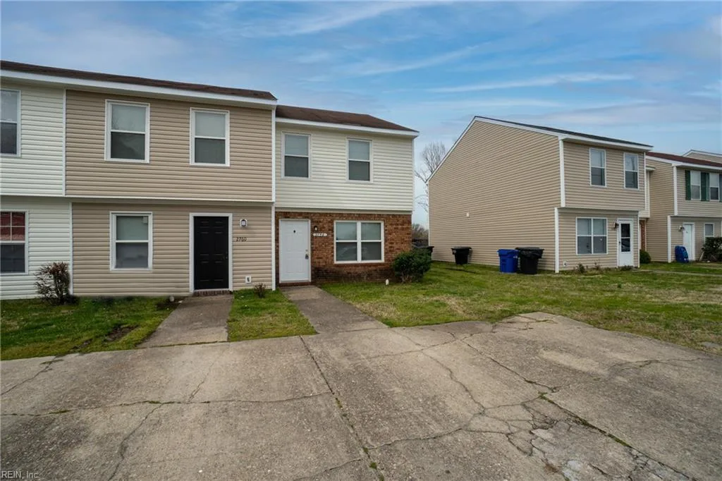 2756 Peach ST, PORTSMOUTH VA 23704