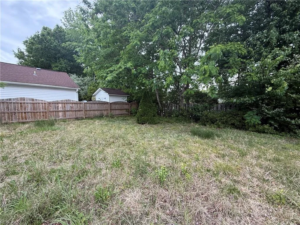 526 Windward Dr, Chesapeake — photo