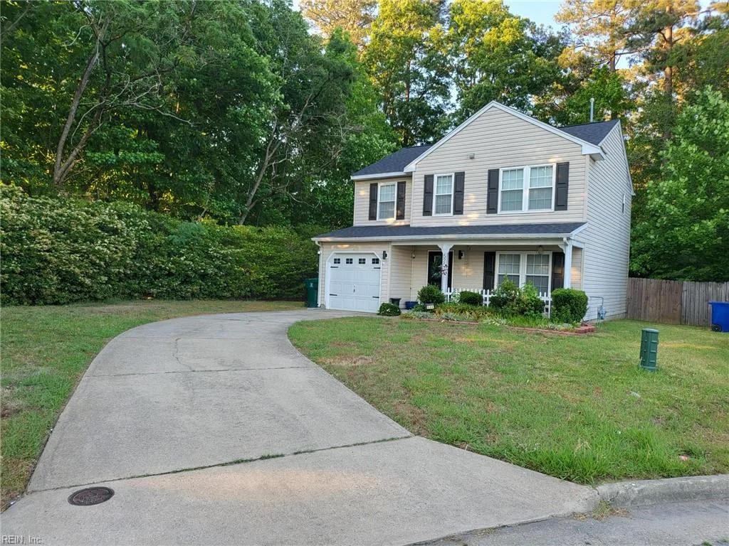 520 Parliament LN, NEWPORTNEWS VA 23608