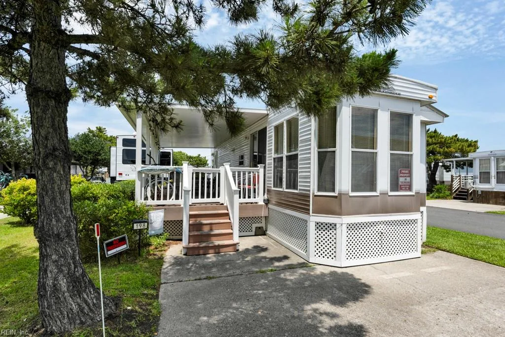 3665 Sandpiper RD #198, VIRGINIABEACH VA 23454