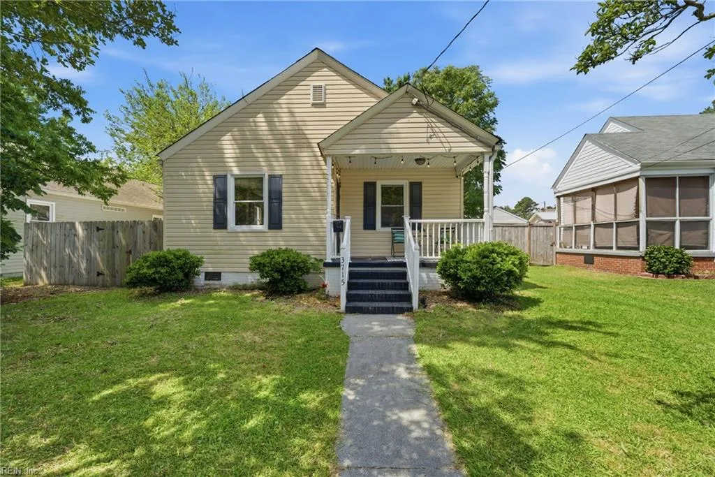 3715 Essex CIR, NORFOLK VA 23513